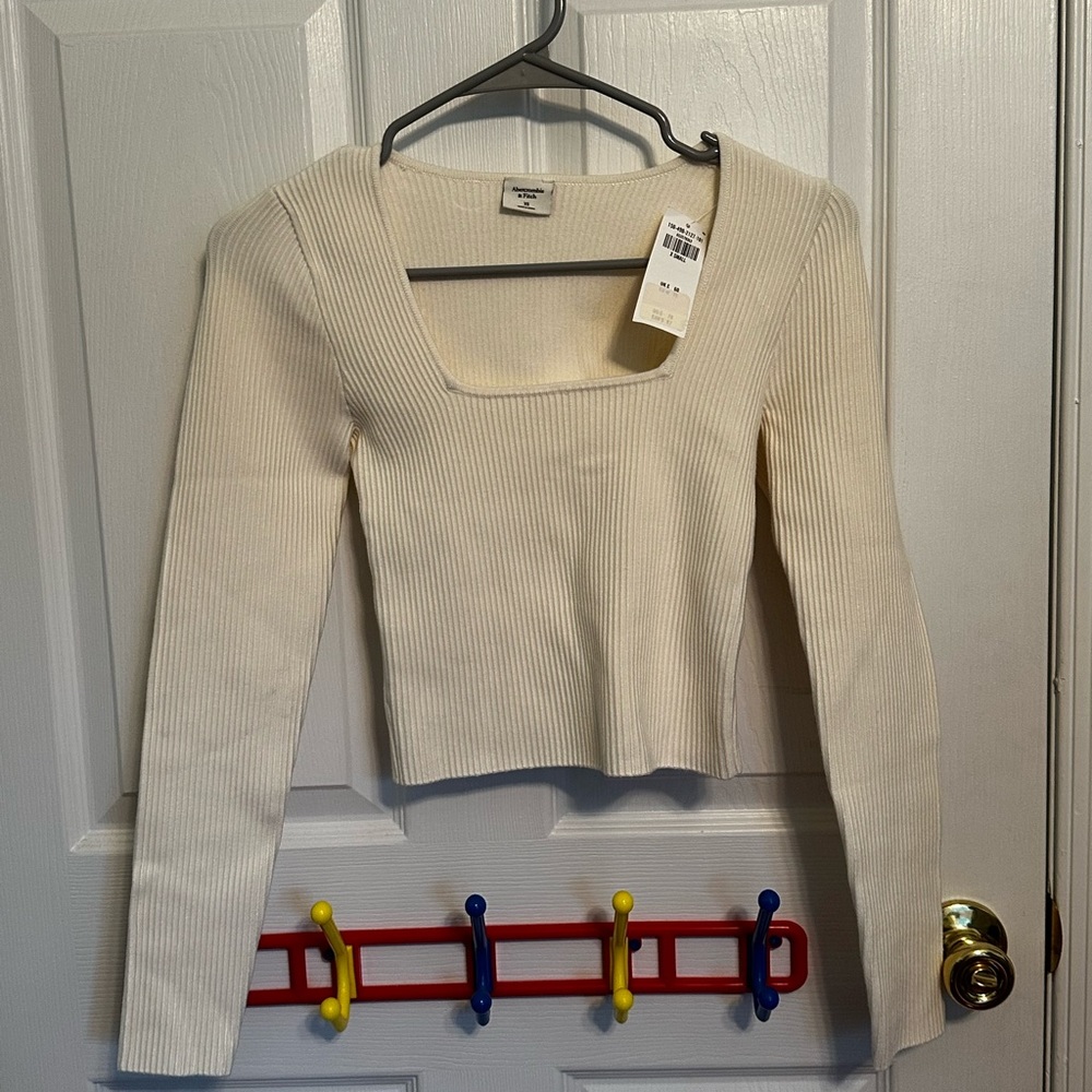 Abercrombie and Fitch Sweater long sleeve